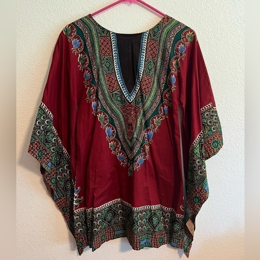 📚 1960s Vintage Red & Green Tunic Blouse with Angel Sleeves Size Small
